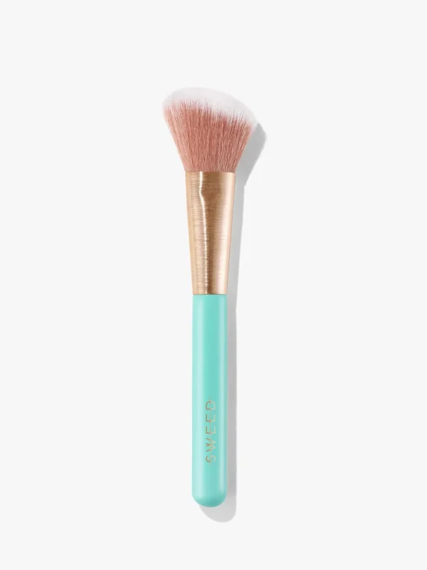 Angled Blush Brush