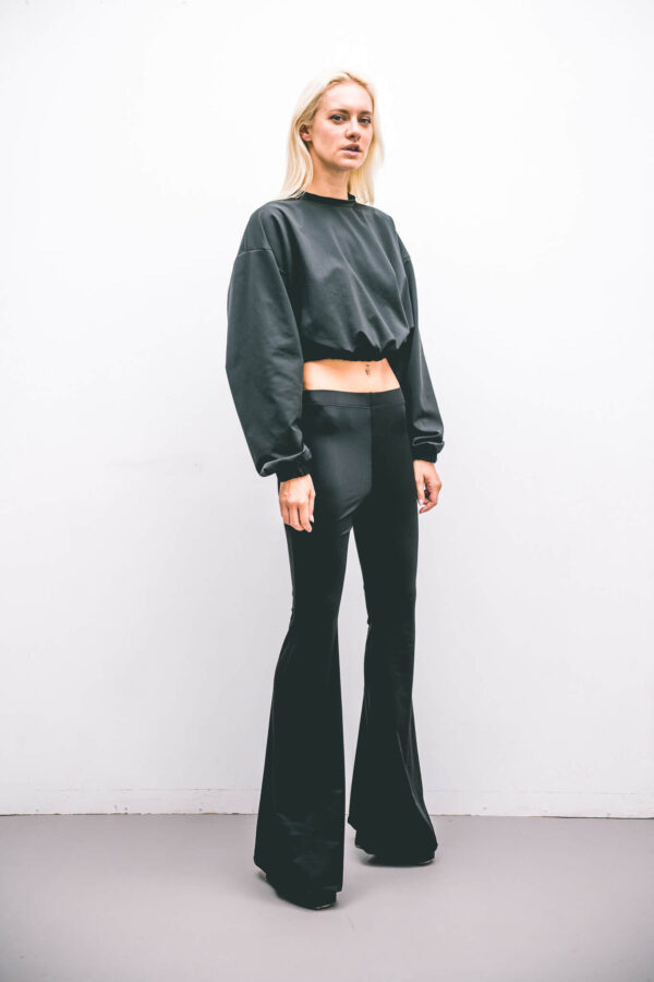 Black Oversized Crop sweatshirt - Typelove
