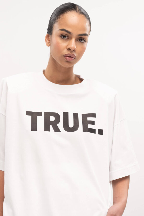 Oversized T-Shirt True Kiss White - Typelove