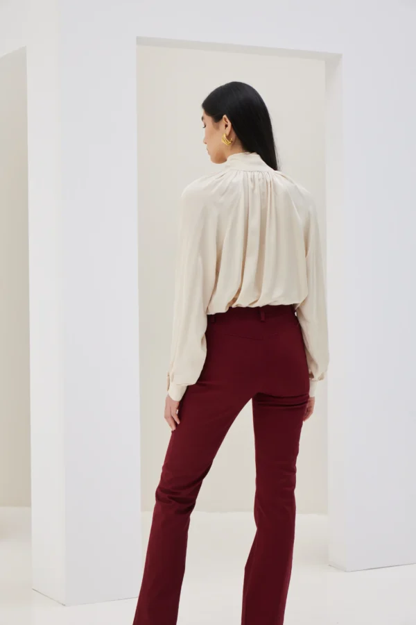 Μπλουζά με Φουλάρι