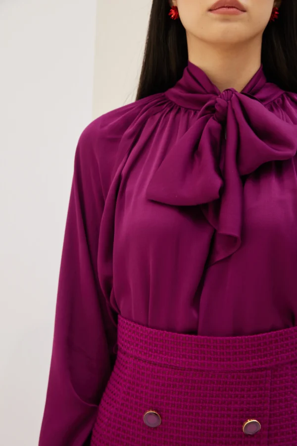 Μπλουζά με Φουλάρι