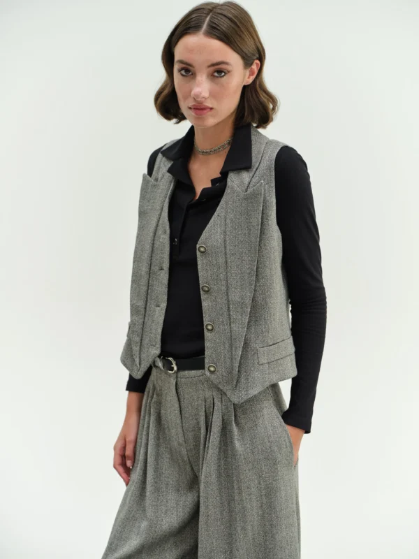 Γιλέκο Με Πέτο Γιακά