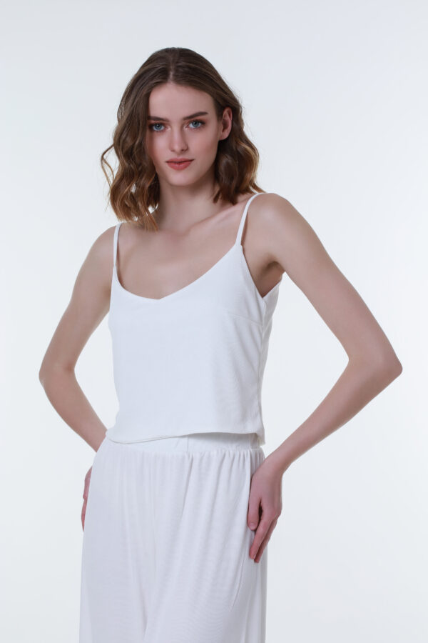 Flowy Ribbed Top in Vibrant White