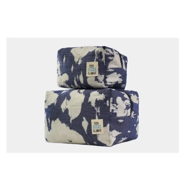 AZUL pouch