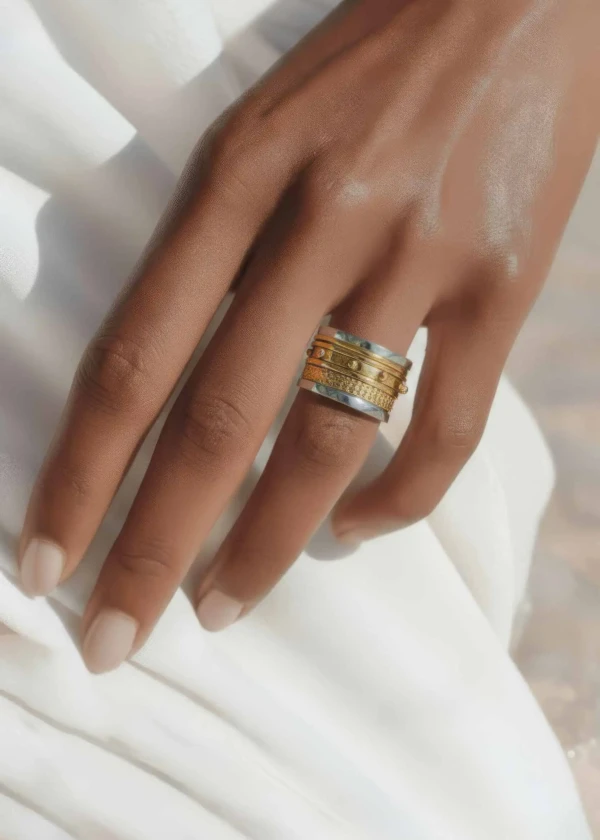 Χειροποίητο περιστρεφόμενο Δαχτυλίδι “Greece” – Δίχρωμο