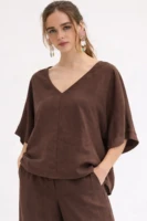 Μπλούζα σε loose γραμμή