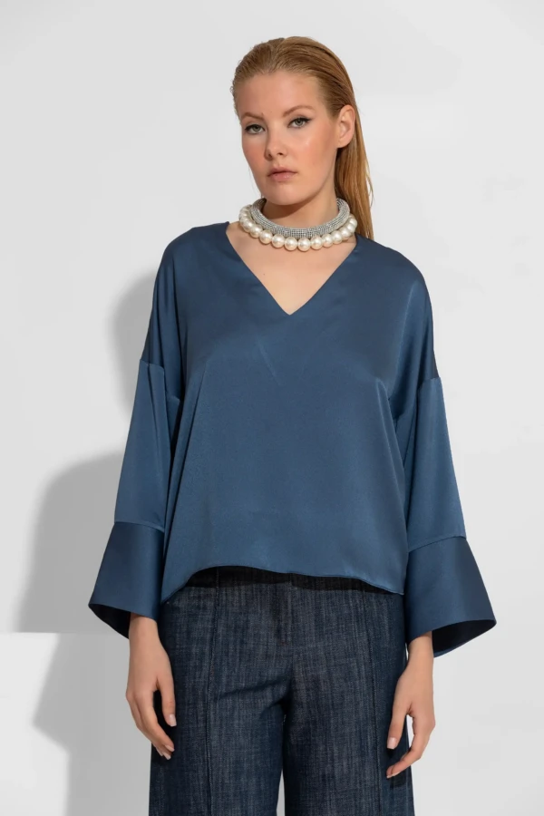 Σατέν Μπλούζα Με -V- Ντεκολτέ