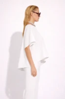 Κρέπ Oversized Μπλούζα με Ανοιχτή Λαιμόκοψη