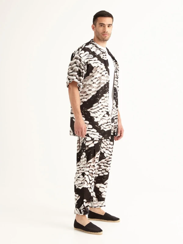 PEBBLES mao shirt