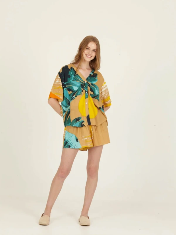 SIESTA cropped shirt