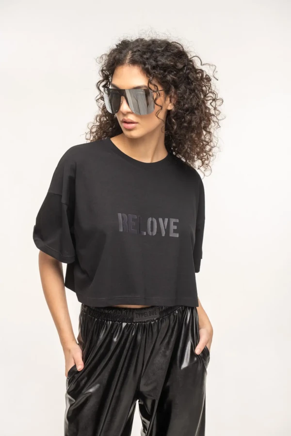 Black Boxy Crop T-Shirt Relove