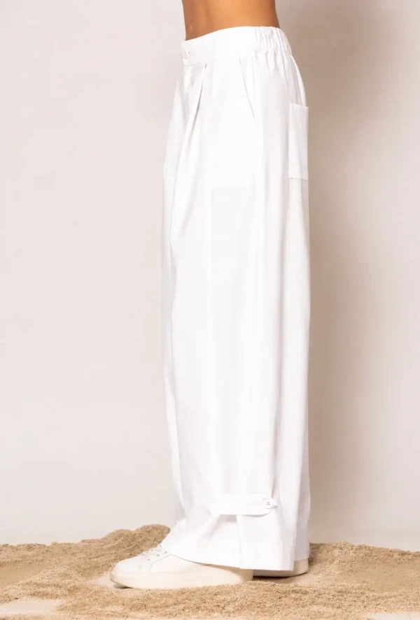 Wide leg pleated pants