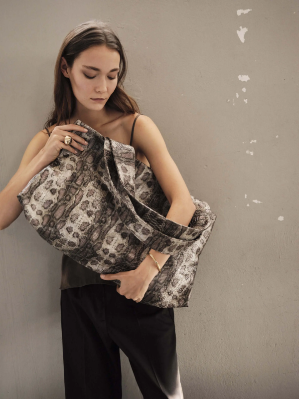 Χειροποίητη Τσάντα Fold – Beige Snake
