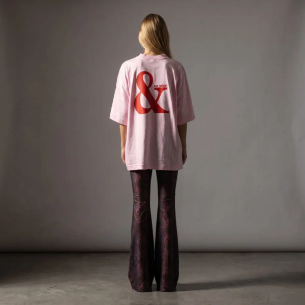 And So What? Graphic T-Shirt Pink